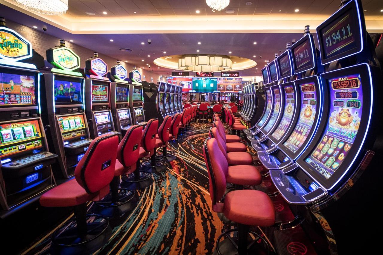 Jake'S 58 Casino Hotel - Adults Only Islandia Exterior photo