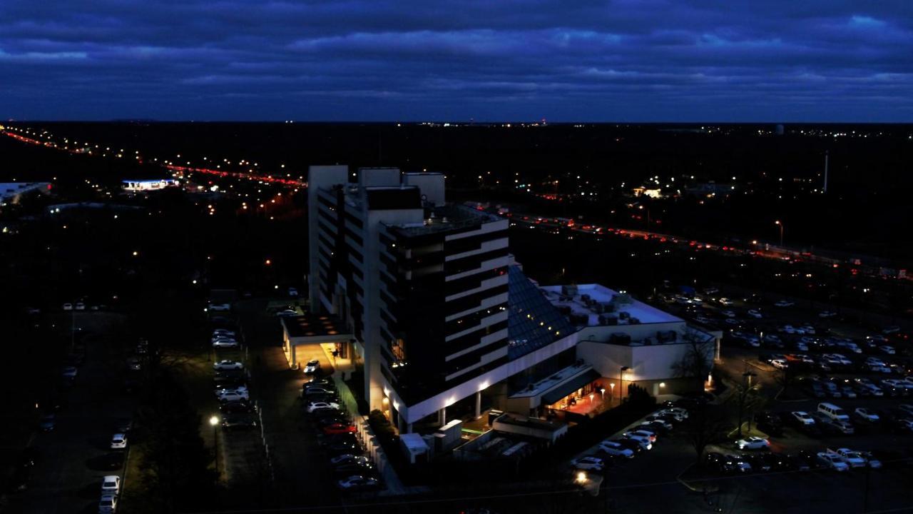 Jake'S 58 Casino Hotel - Adults Only Islandia Exterior photo